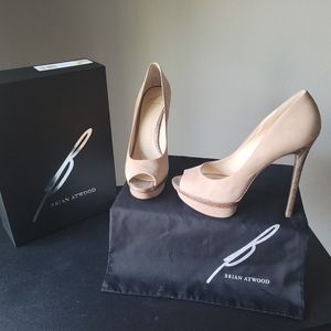 B Brian Atwood 9.5 Natural Suede Nude heels